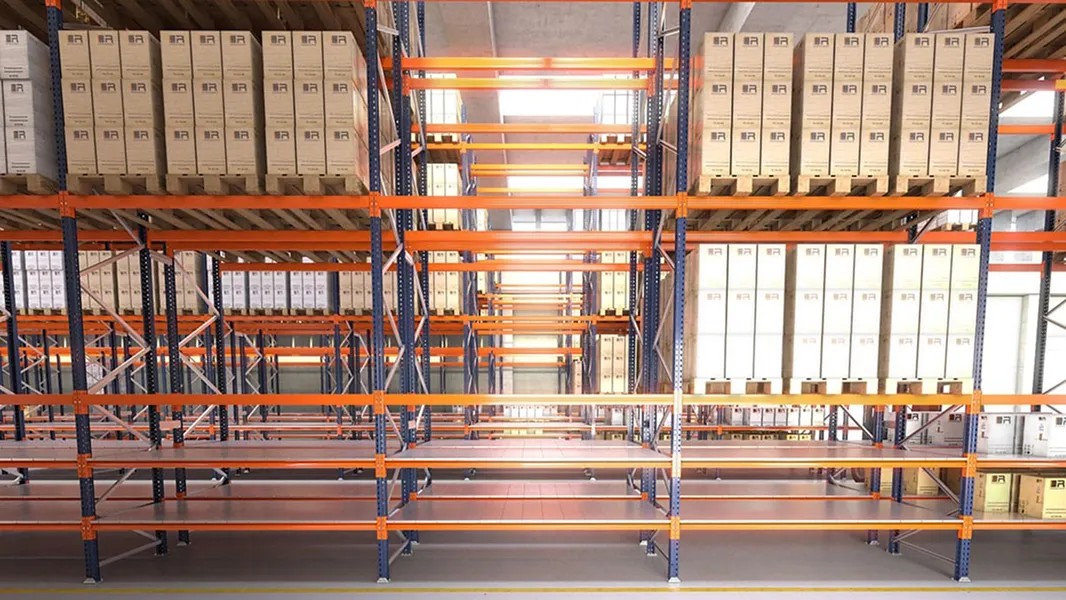 1 - Rayonnage à palettes conventionnel avec option picking